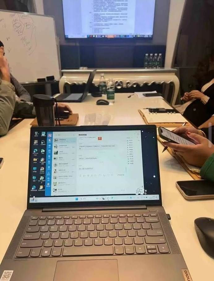 社会实践照片2（商务翻译研讨会）