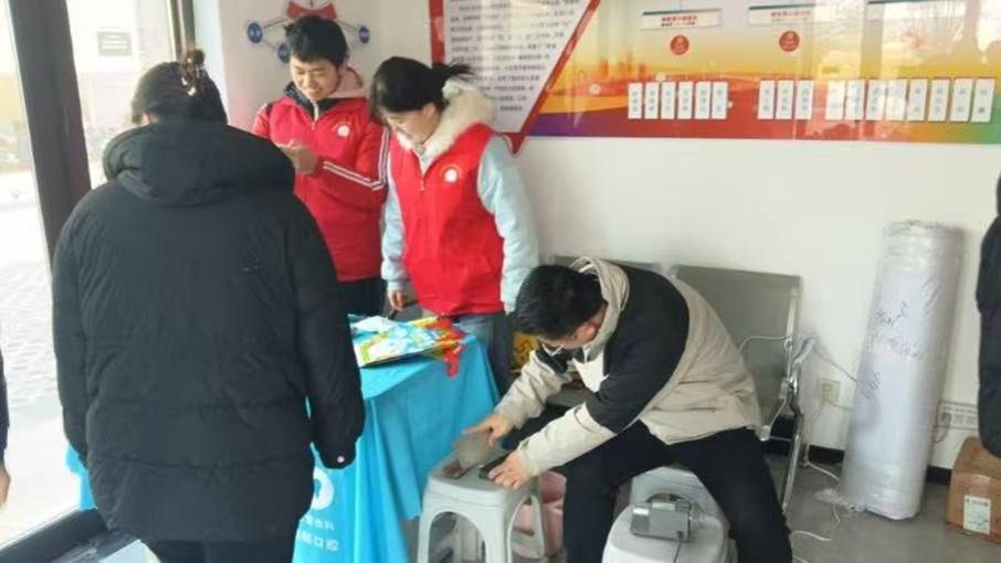 协助社区体检